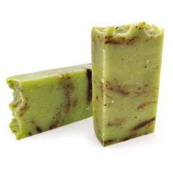 Jabón natural artesano de árbol de té y té verde