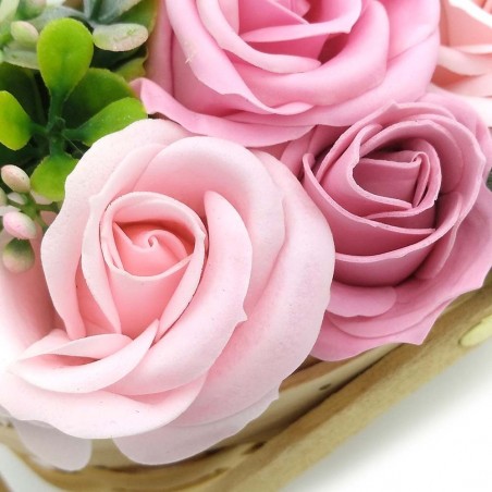 flores rosas de jabon cesta de flores de jabon