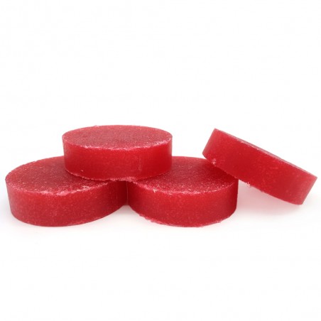 Jabón con núcleo de esponja, práctico para viajes o gimnasio.