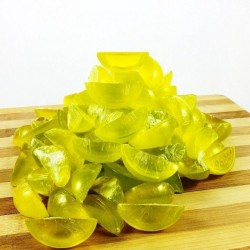 Jabón aromático de glicerina con forma de gajo de limón