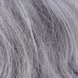 Champú con polvo de índigo para tratar el cabello con canas